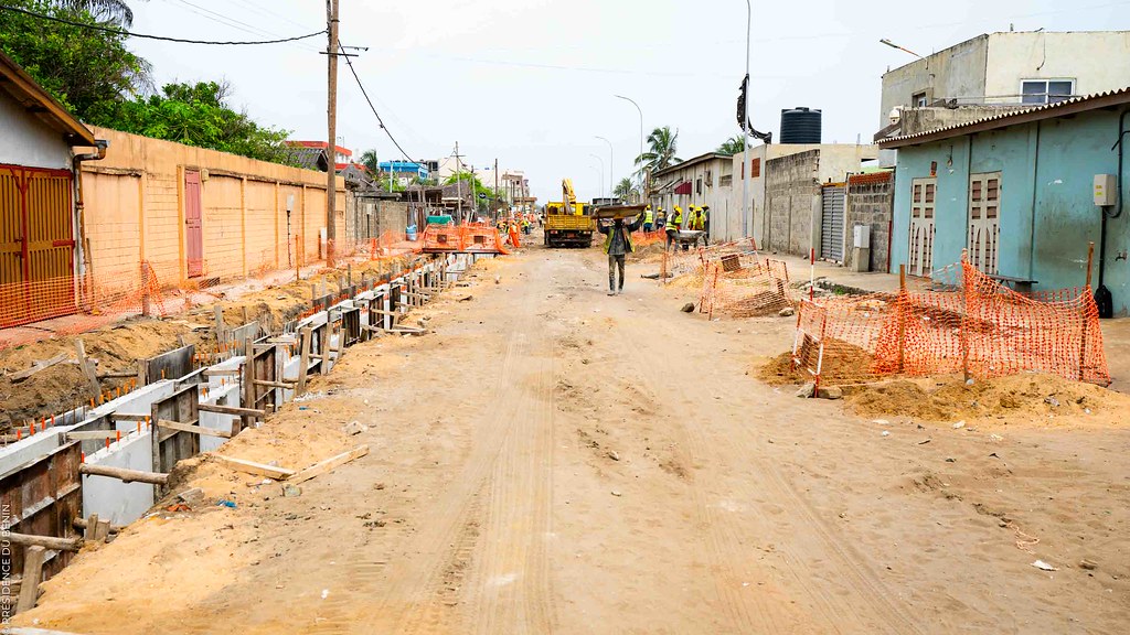 Asphaltage Phase B Cotonou : Un pas de géant pour l'attractivité de la Zone Fidjrossè-Togbin