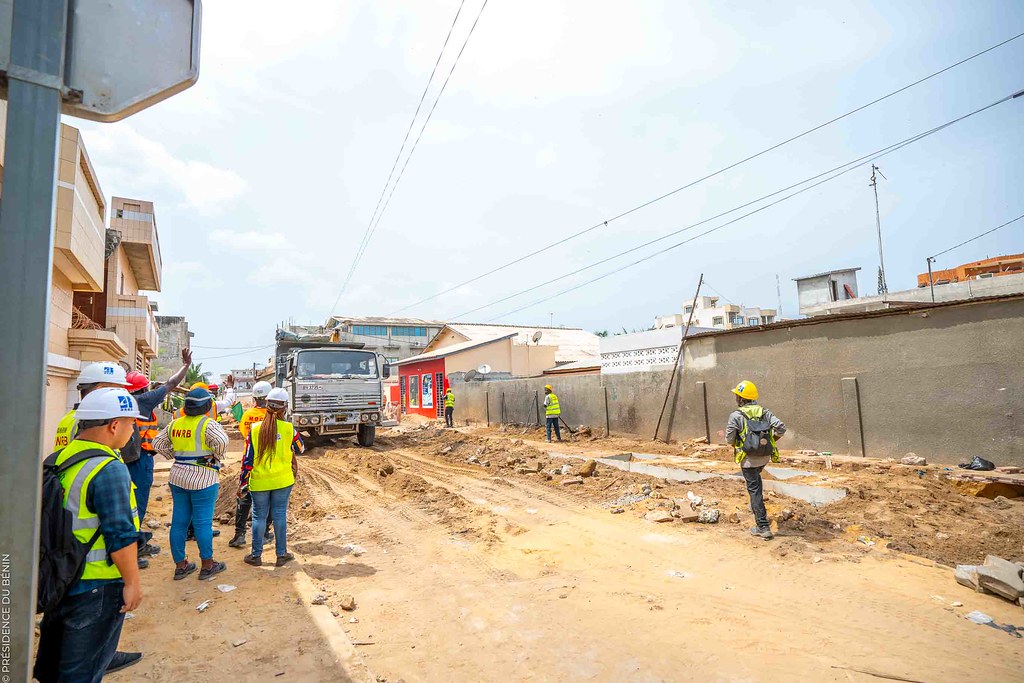 Asphaltage Phase B Cotonou : Un pas de géant pour l'attractivité de la Zone Fidjrossè-Togbin