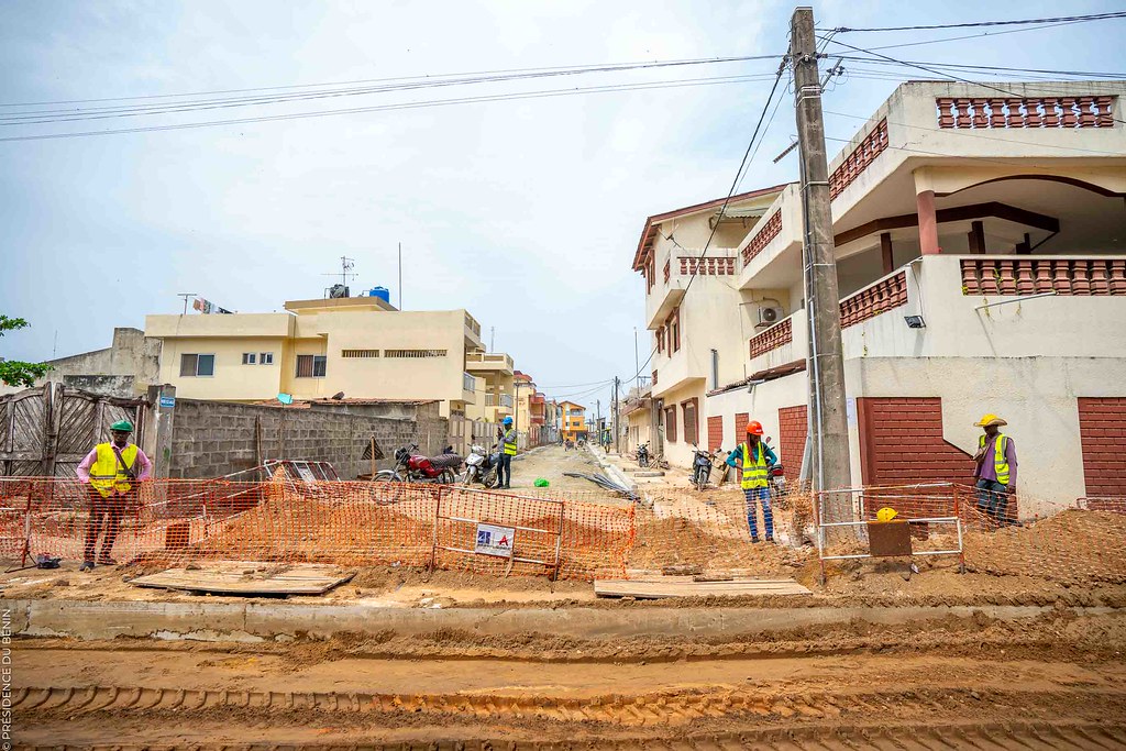 Asphaltage Phase B Cotonou : Un pas de géant pour l'attractivité de la Zone Fidjrossè-Togbin