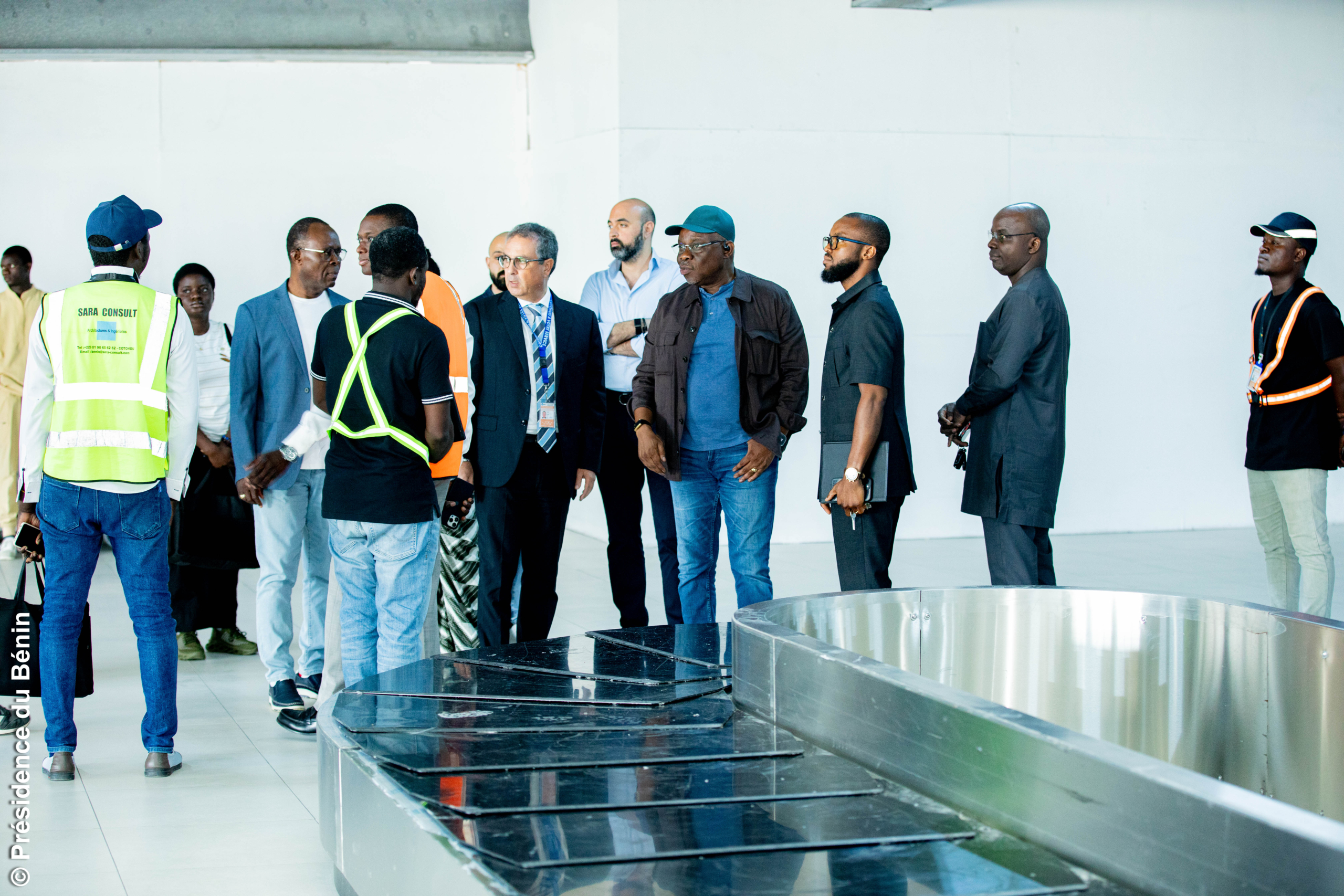 Transports aériens au Bénin : José TONATO en visite à l'aéroport de Cotonou et à l'ASECNA